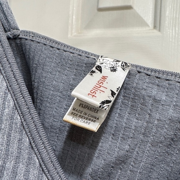 Gray Ribbed Women's Top with padding - Picture 2 of 5